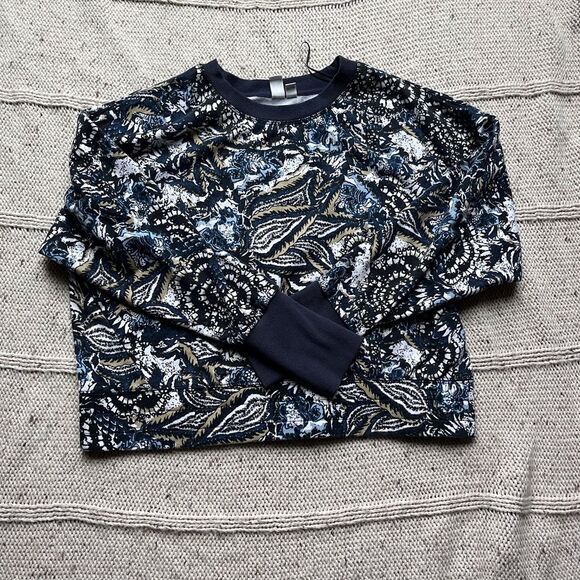 Joie crop pullover blue white and tan patterned sweatshirt with thumb holes - Picture 1 of 6